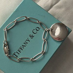 Elsa Peretti® Tiffany & Co® Paperclip Thumbprint Bracelet